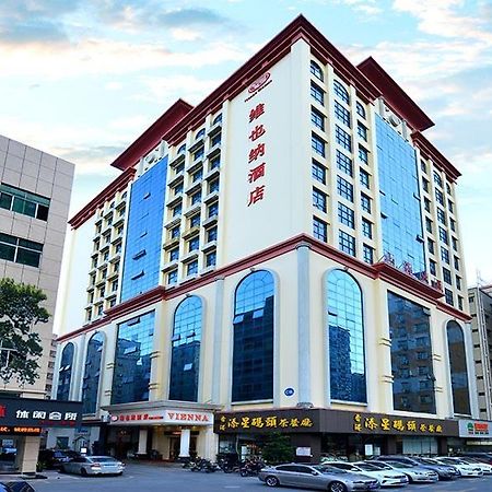 Vienna Classic Hotel Shenzhen Bantian Wuhe Avenue Екстериор снимка