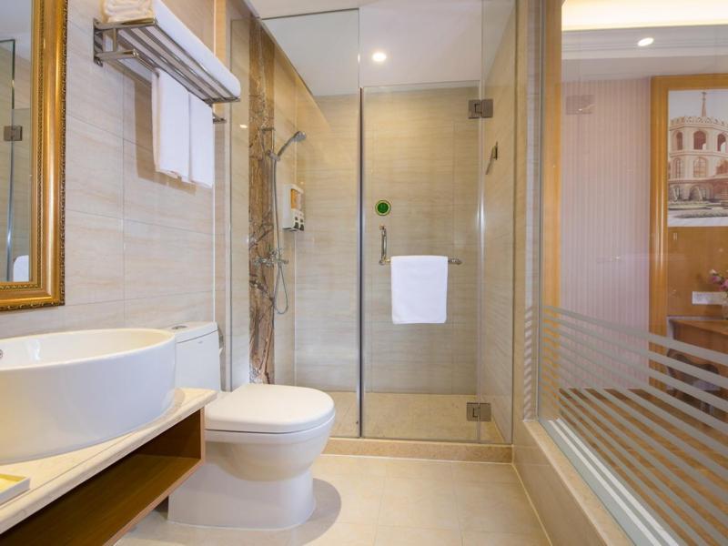 Vienna Classic Hotel Shenzhen Bantian Wuhe Avenue Екстериор снимка