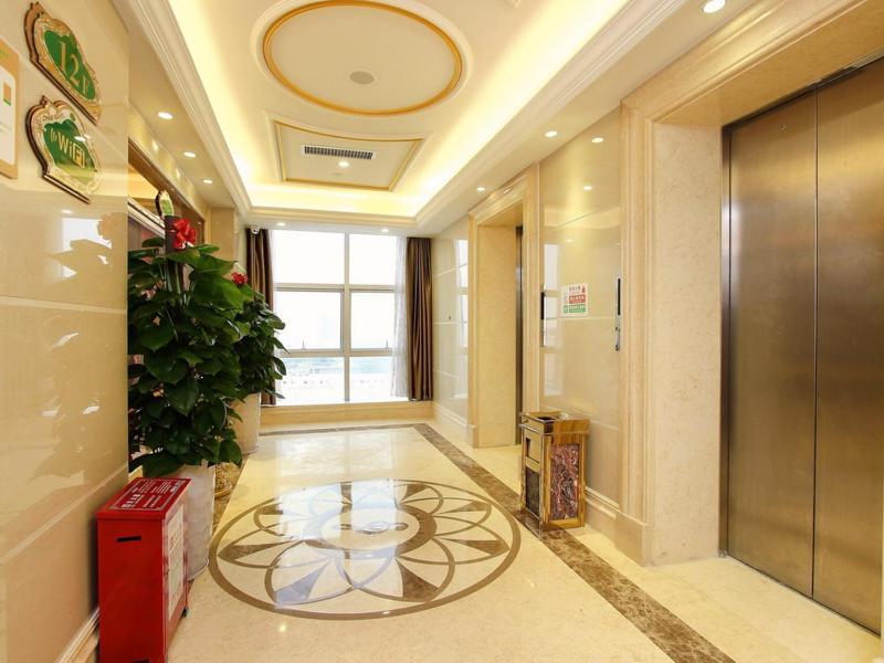 Vienna Classic Hotel Shenzhen Bantian Wuhe Avenue Екстериор снимка