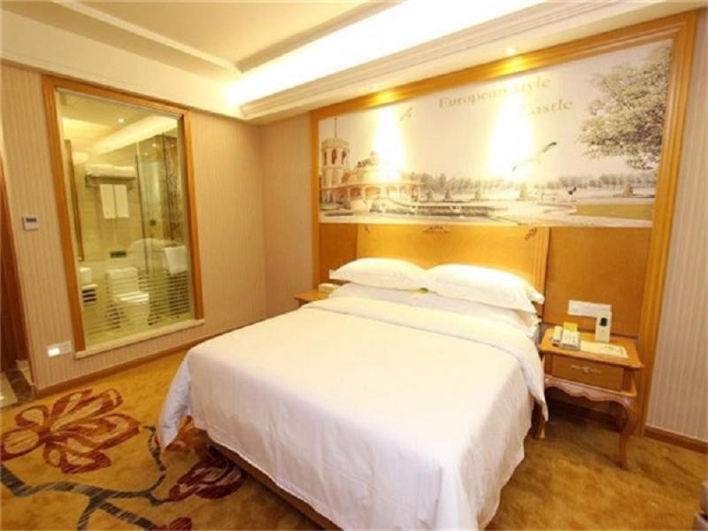 Vienna Classic Hotel Shenzhen Bantian Wuhe Avenue Екстериор снимка