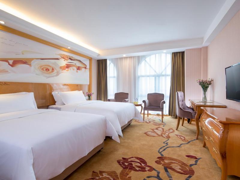 Vienna Classic Hotel Shenzhen Bantian Wuhe Avenue Екстериор снимка