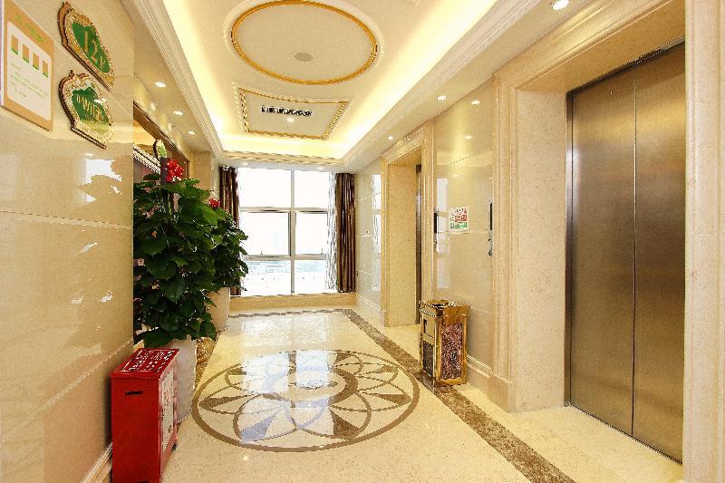 Vienna Classic Hotel Shenzhen Bantian Wuhe Avenue Екстериор снимка