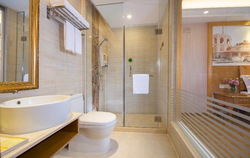 Vienna Classic Hotel Shenzhen Bantian Wuhe Avenue Екстериор снимка