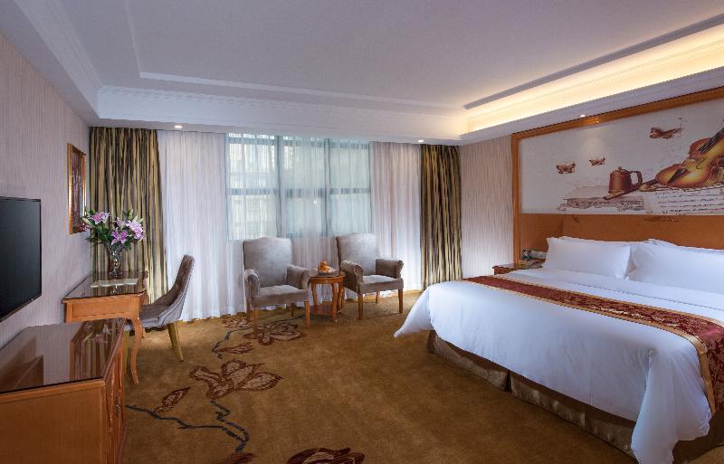 Vienna Classic Hotel Shenzhen Bantian Wuhe Avenue Екстериор снимка